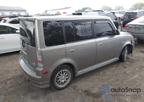 2006 Scion Xb from USA, damaged, VIN JTLKT324764107800